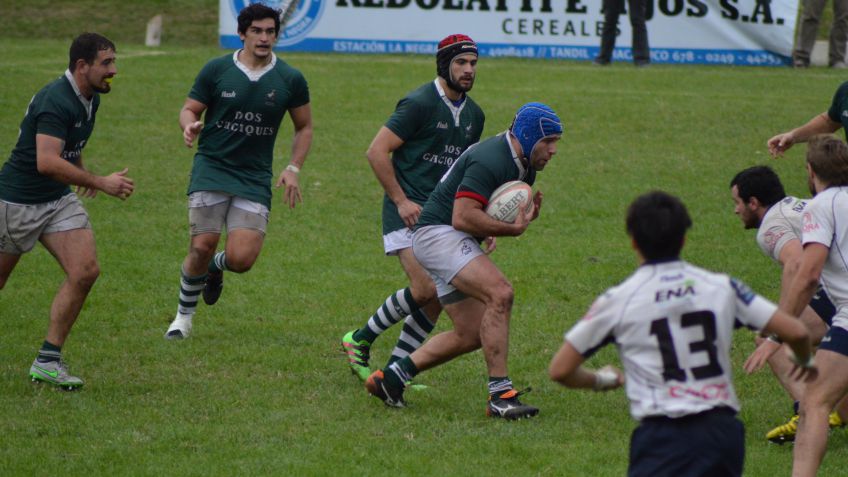 Los Cardos recibe al líder del Torneo