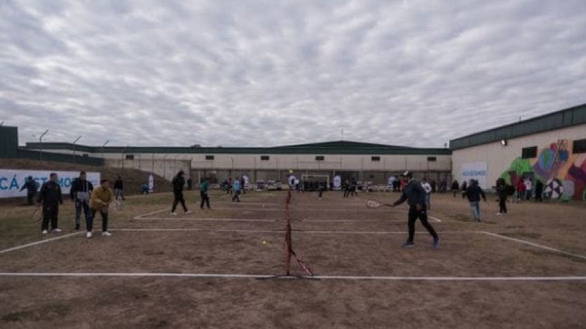 Zabaleta y Chela dieron cátedra de tenis en el penal de Marcos Paz