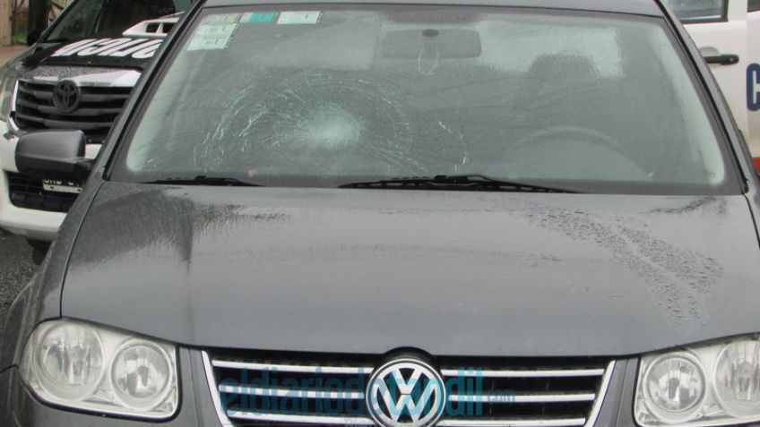 Una ciclista herida tras colisionar con un auto