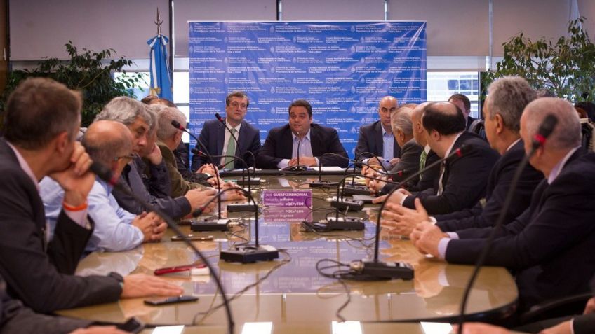 Oficializaron la suba del salario mínimo pese al rechazo sindical