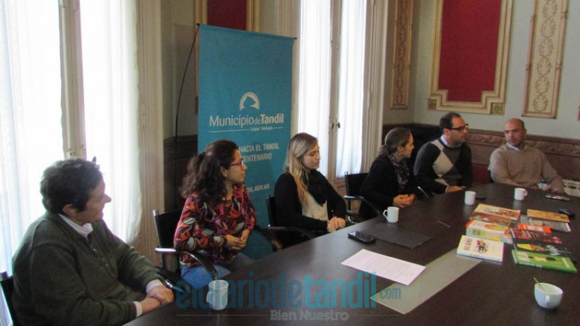 Con casi 50 stands confirmados, presentaron la Feria del Libro