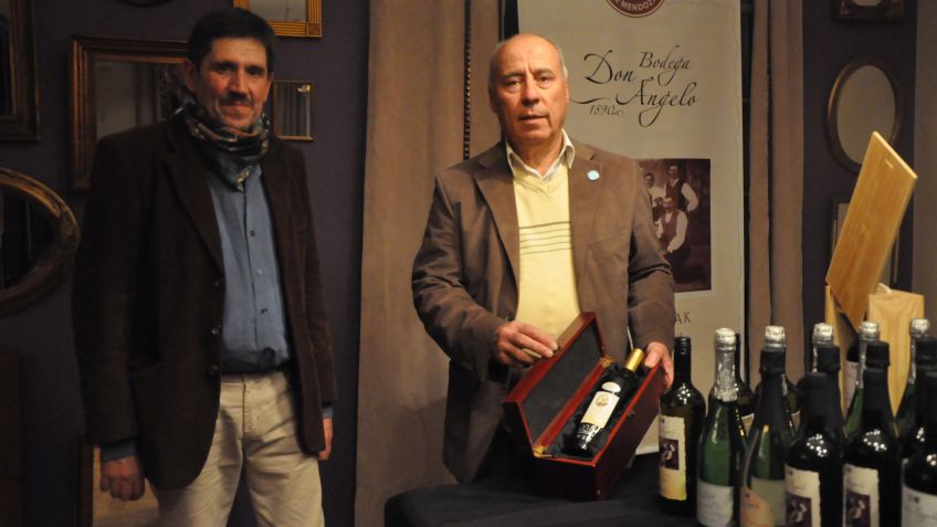 Comenzó la Expo de Vinos de Autor y se planea el "Camino del vino tandilense"