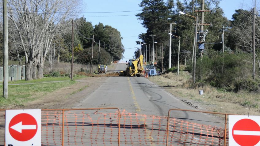 Avanza la obra de la cañería de nexo de agua potable en el Barrio La Elena