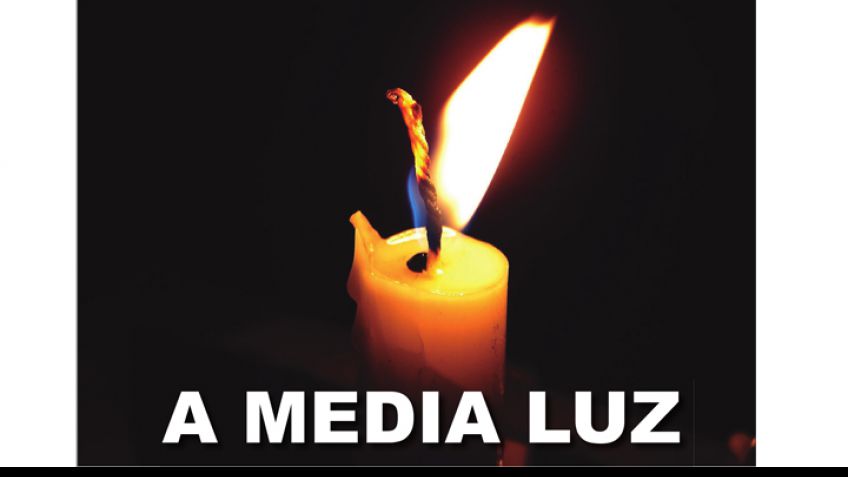 A media luz