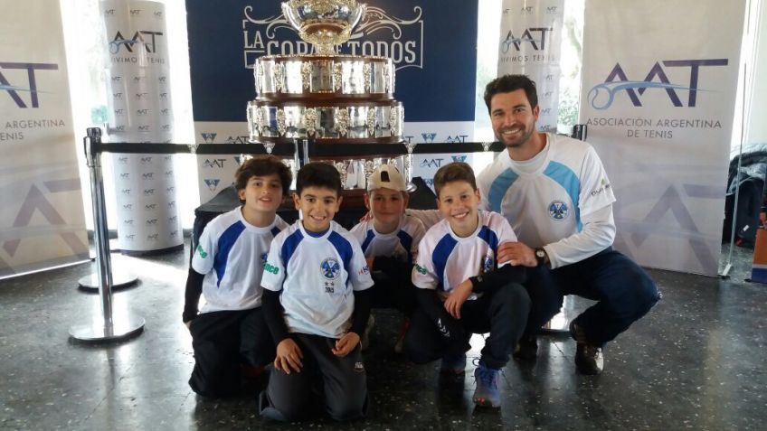 Jugadores de Independiente en el Nacional por equipos sub 10