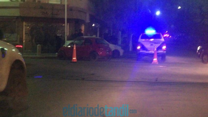 Violento choque entre dos vehículos con heridos