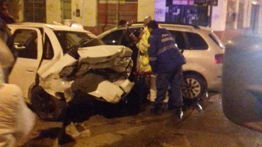 Fuerte choque de madrugada con un herido