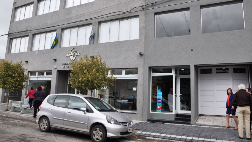 El Instituto AMEMT convoca docentes