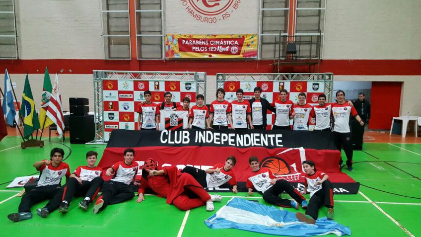 El sub 15 de Independiente ya disfruta en Brasil del torneo Sudamericano