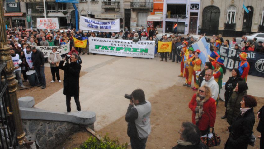 Repudio al despido de otros seis trabajadores en "Radio Tandil" 