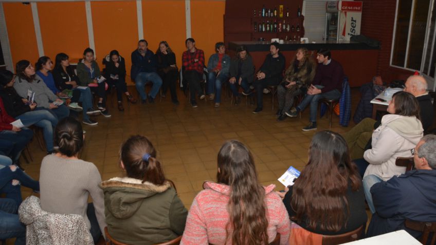 Rogelio Iparraguirre se reunió con vecinos y organizaciones de Vela y Gardey