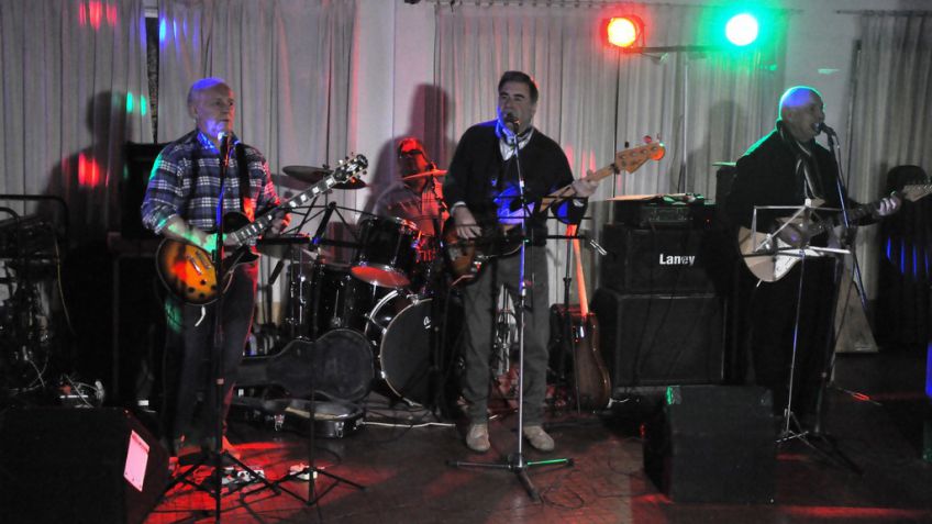 Gran cena show en Ferro