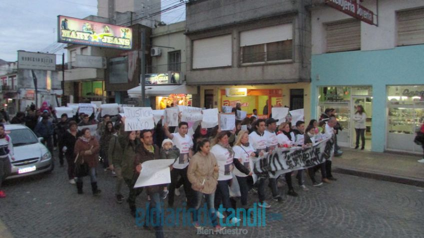 Amigos y familiares marcharon pidiendo "Justicia por Nico"