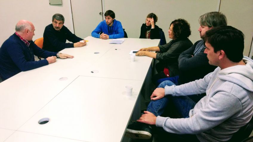 Iparraguirre y Salvarezza participaron de un encuentro con científicos e investigadores en la Unicen