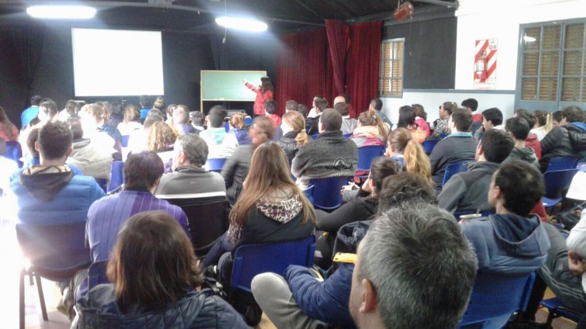 Importante participación en la jornada de Capacitación "El Atletismo en la Escuela"