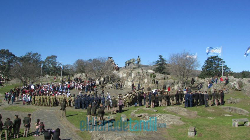 Tandil homenajeó al "Padre de la Patria"