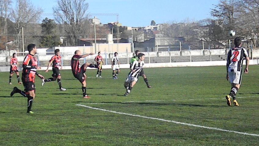 Pobre empate de Independiente en el San Martin