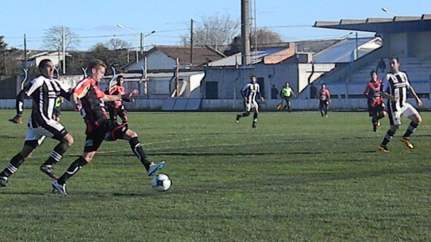 Pobre empate de Independiente en el San Martin