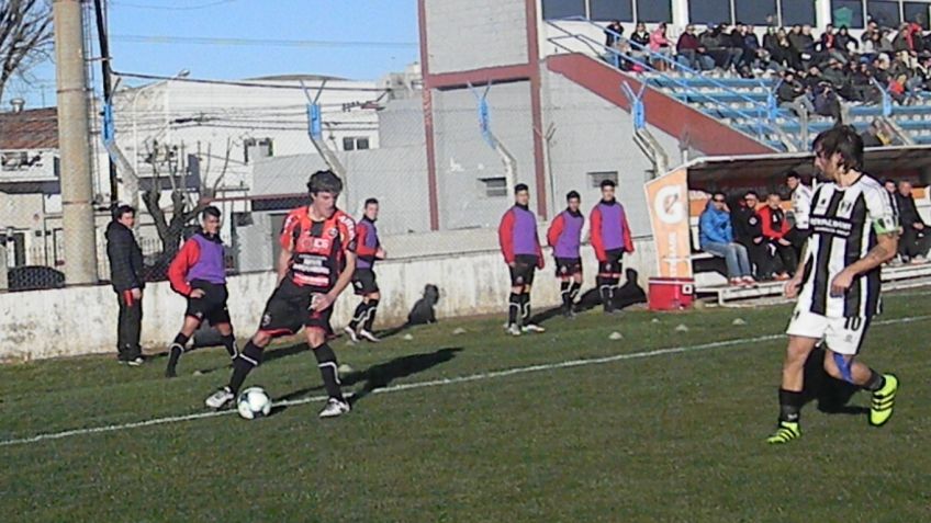 Pobre empate de Independiente en el San Martin