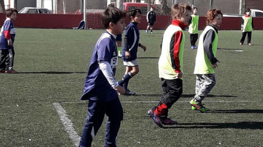El Baby Fútbol de Independiente festejó el Día del Niño