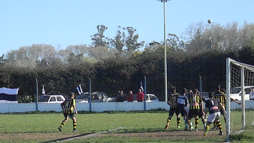 Vibrante  empate en 1 entre Gimnasia y Santamarina