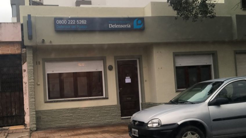 No dejaron ni que se acomode: robaron en la Defensoría del Pueblo, que abrió hace diez días