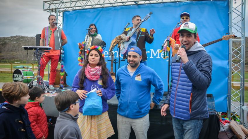 Masiva participación familiar en la presentación de la kermesse de Zamba en Tandil