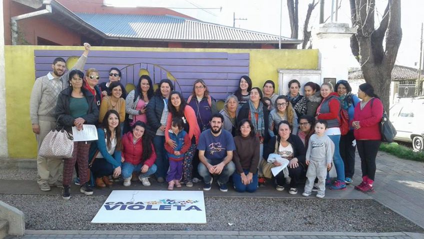 Taller de promotoras comunitarias de salud en la Casa Violeta