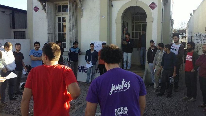 Varones promoviendo la igualdad de género