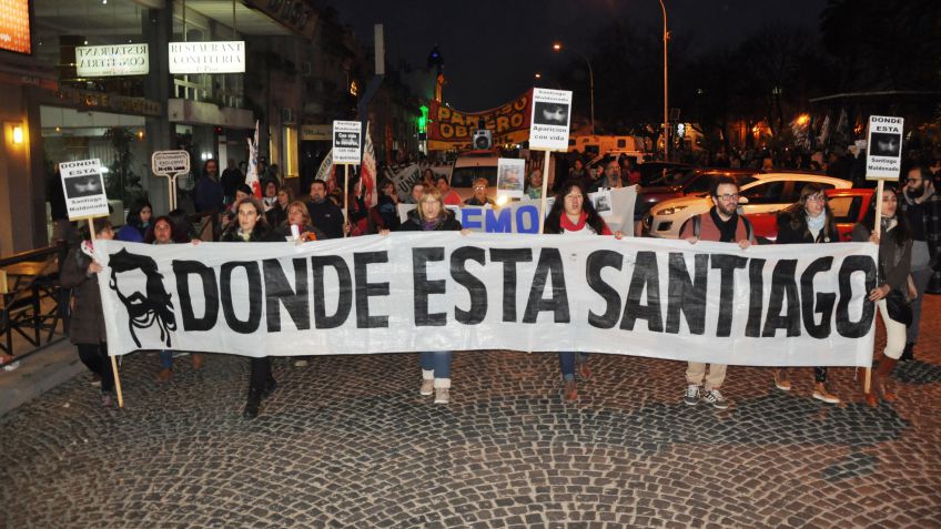Tandil también pregunta "¿Dónde está Santiago?"