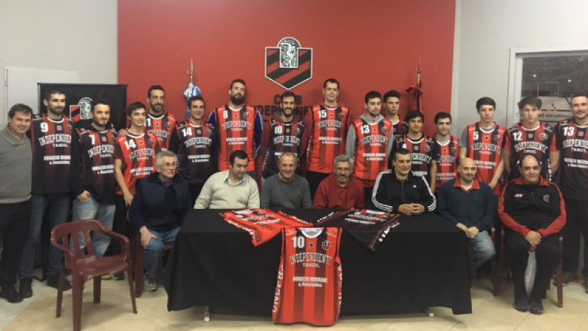 Independiente presentó el plantel que jugará el Provincial de Clubes