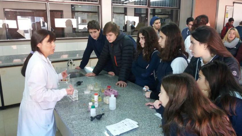 Exitosa realización de Semana Nacional de las Ciencias en Azul