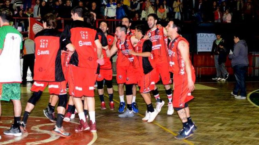 Después de haber ganado el clásico, Independiente quiere festejar ante su gente