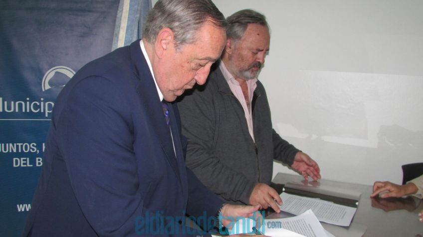Con el Ministro de Gobierno de la Provincia, se presentaron las remodelaciones del Registro Civil Nº1
