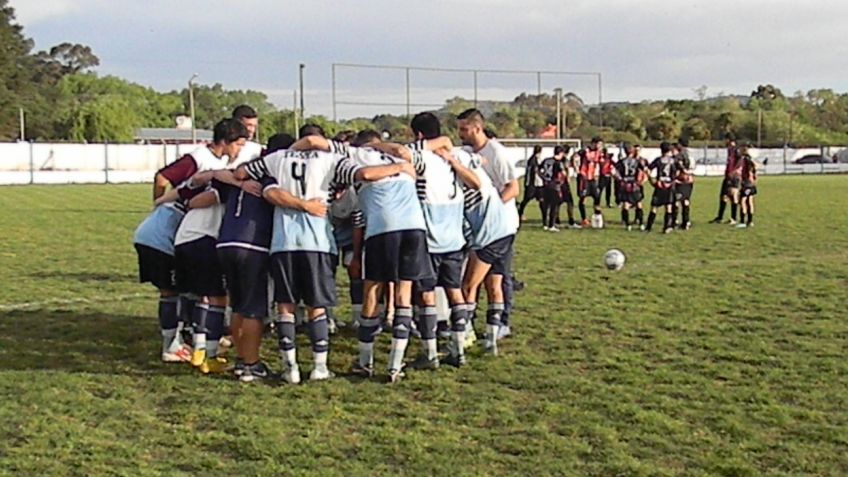 En un partido parejo Sarmiento triunfo en los penales 