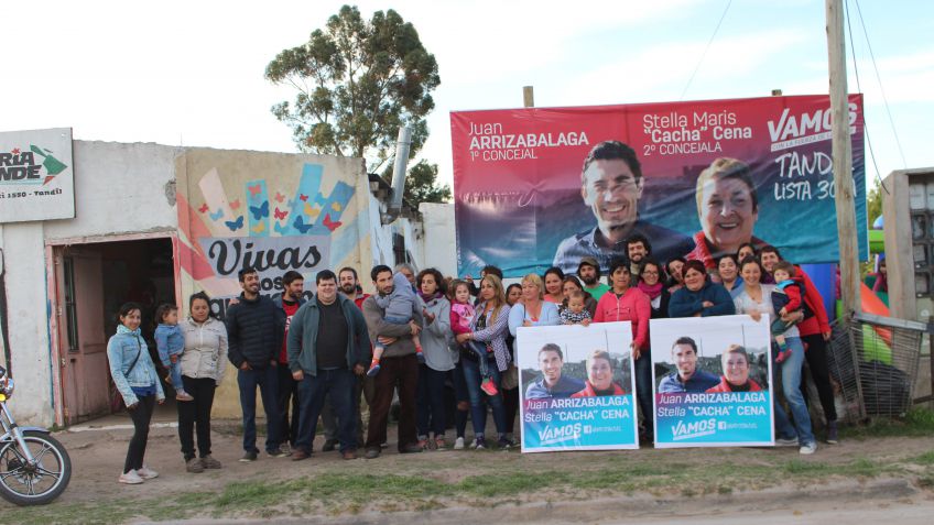 El Frente Vamos realizó su acto de cierre con una mateada familiar