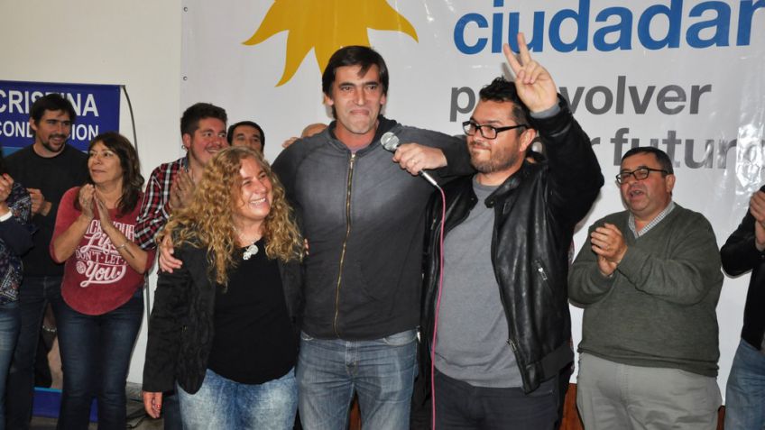 Iparraguirre: "Hoy somos la real y verdadera oposición política al gobierno de Lunghi"