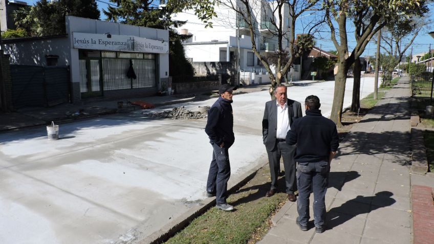 Tras las elecciones, el intendente supervisó obras por la ciudad