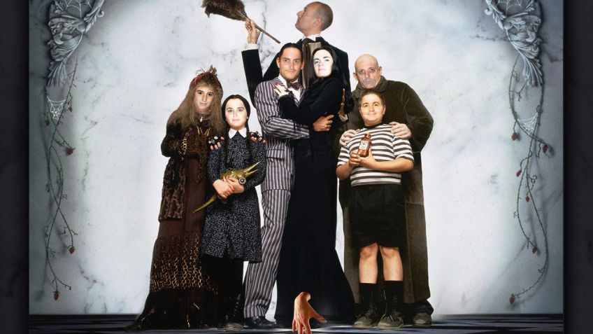 Sube a escena "Los locos Addams" en Santo Domingo