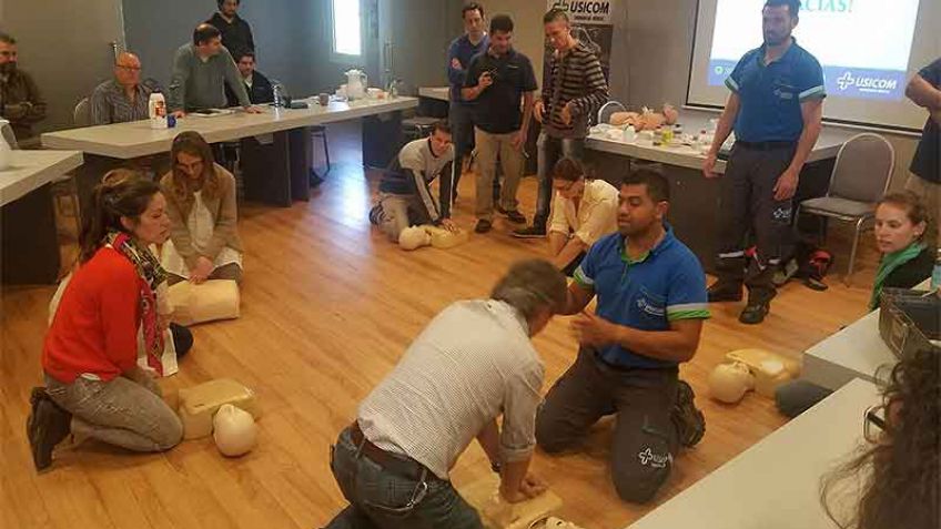 Usicom realiza cursos de RCP en empresas de la ciudad