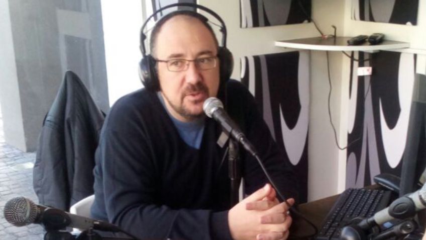 "Hay mucha gente haciendo radio que sin internet, dura 5 minutos al aire y manda música"