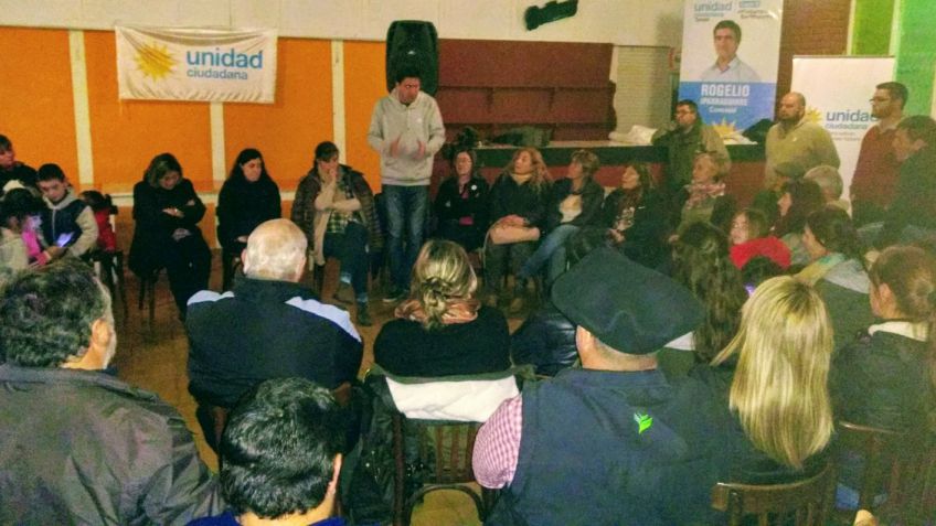 Iparraguirre presentó el proyecto para la creación de la "Casa del Estudiante Rural"