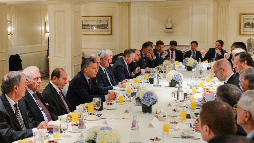 La ronda de negocios de Macri en New York contó con la presencia de Diego Bossio