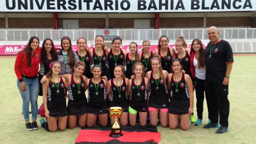 El sub 16 de Independiente fue campeón del Torneo Provincial zona ascenso