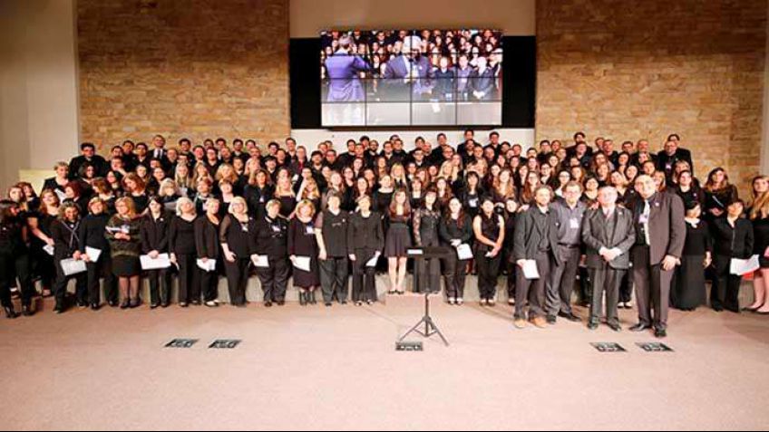 Dos coros de la Universidad Adventista del Plata visitan Tandil en su gira por Argentina