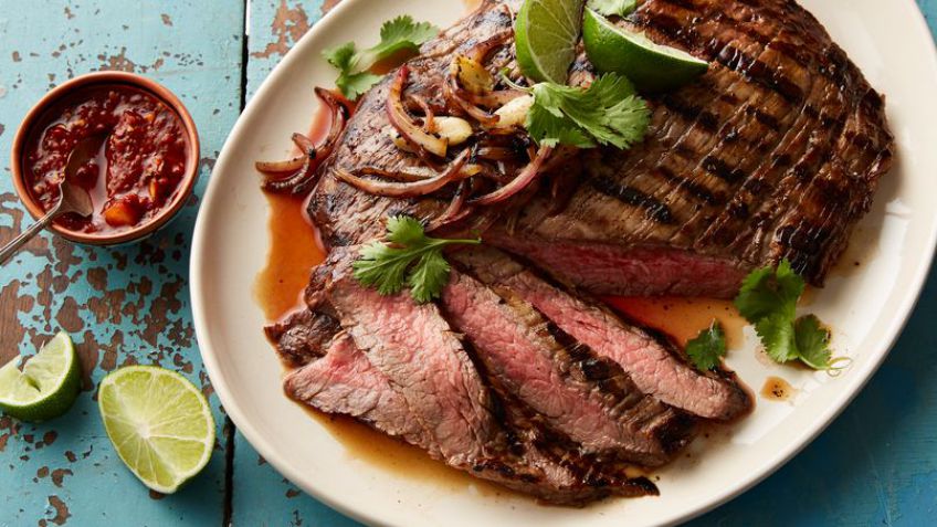 El consumo de carne vacuna promedio por habitante vuelve a rondar los 60 kgs. por año