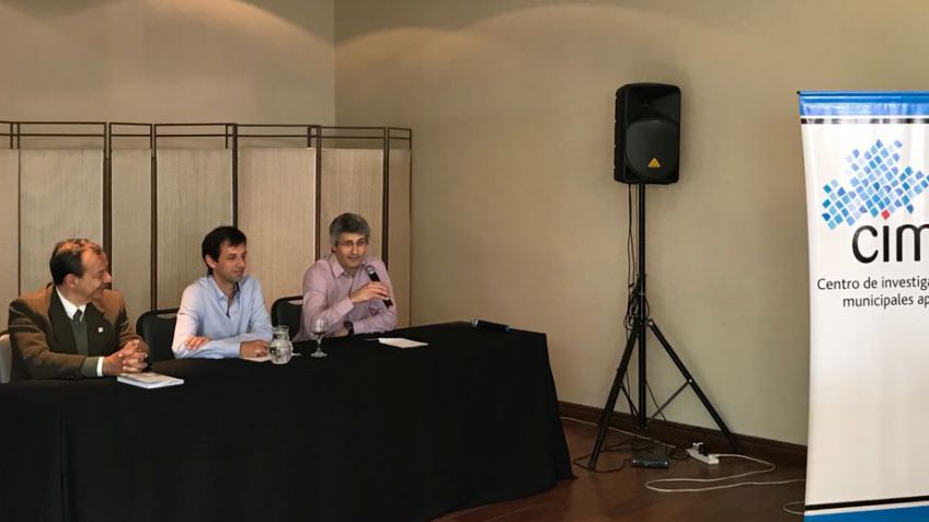 Se presentó en Tandil el manual de gestión para Municipios