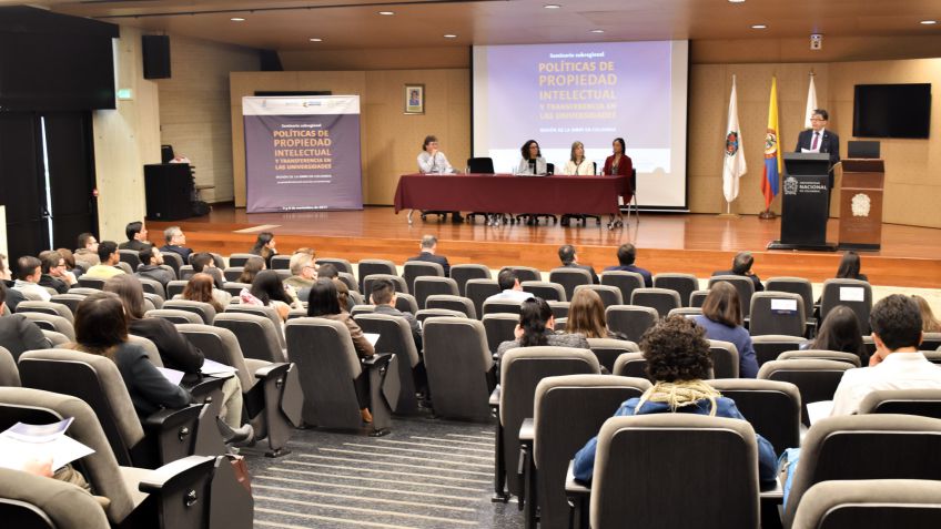 Subsecretario de Vinculación y Transferencia en encuentro internacional