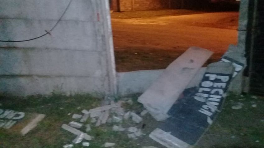Camión le tiró los planchones y se fugó