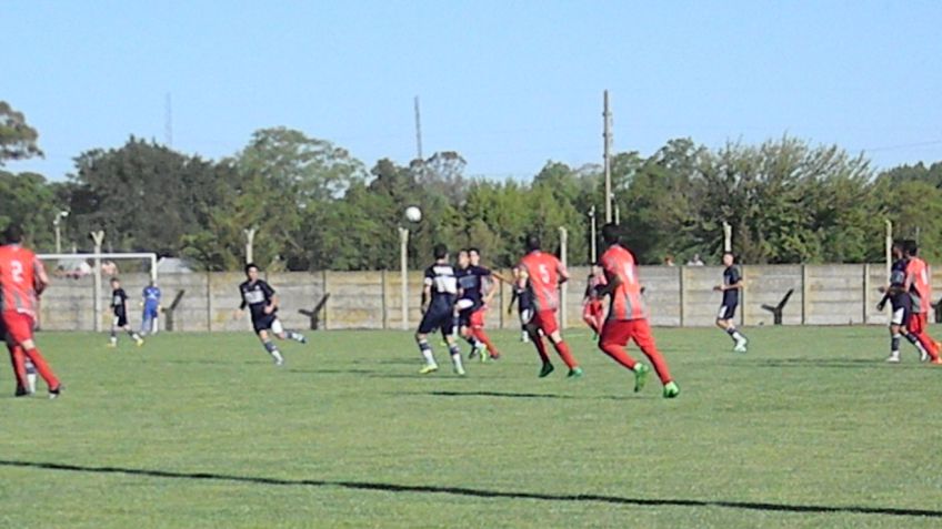 En un muy lindo partido Gimnasia se quedo con el triunfo en Vela